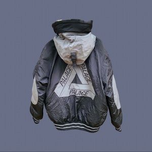 PALACE Bomber P-2B Short Parka Jacket NWT sz LG